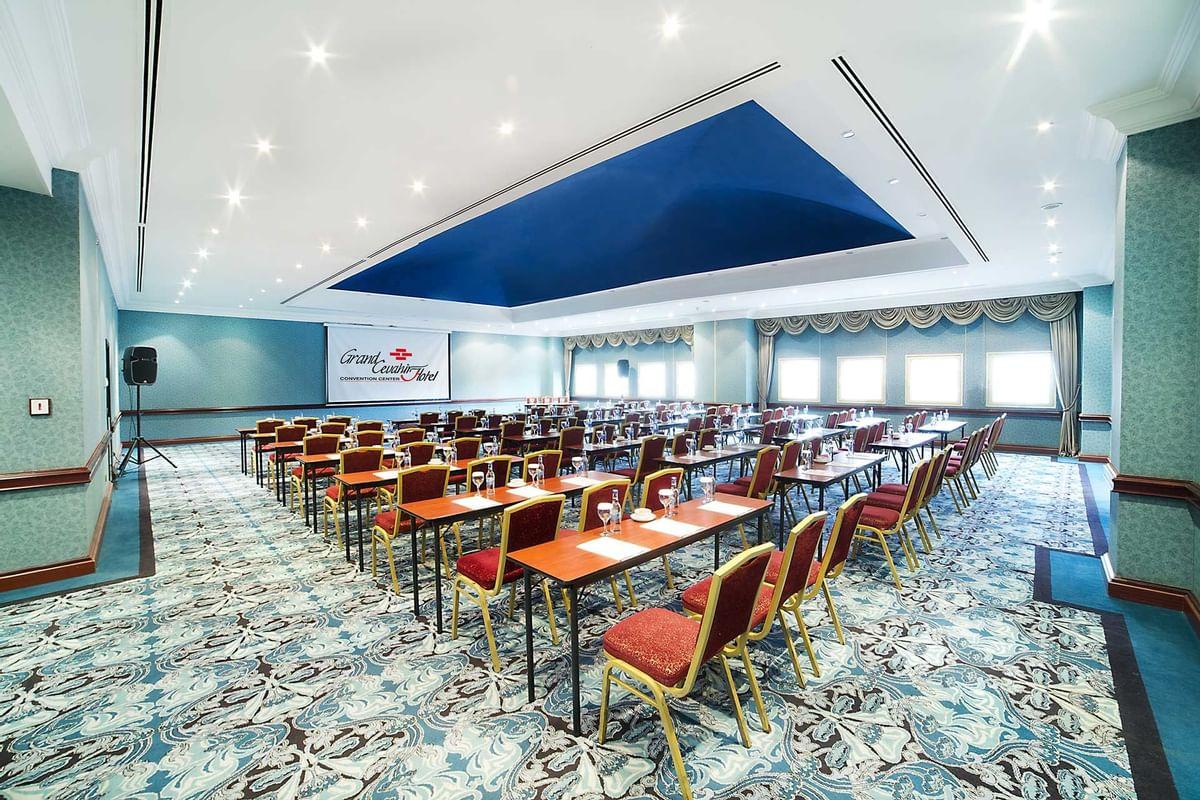 Grand Cevahir Hotel Convention Center Istanbul Exterior photo